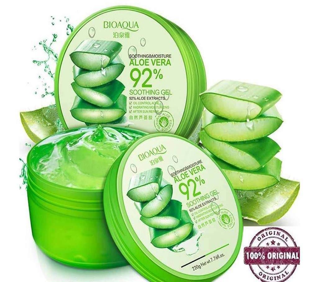 92% Smoothing and Moisture Aloe Vera Gel - 220gm China 