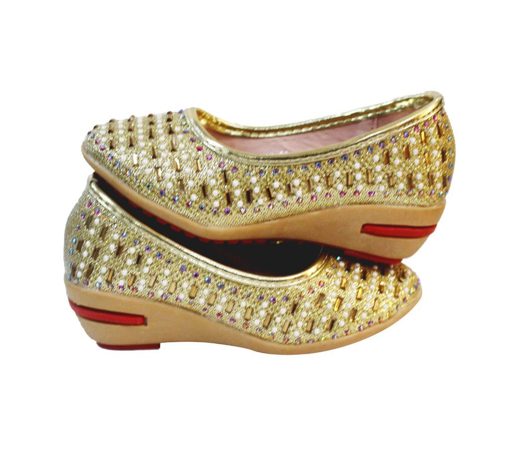 Golden PU Leather Close Heel for Girls