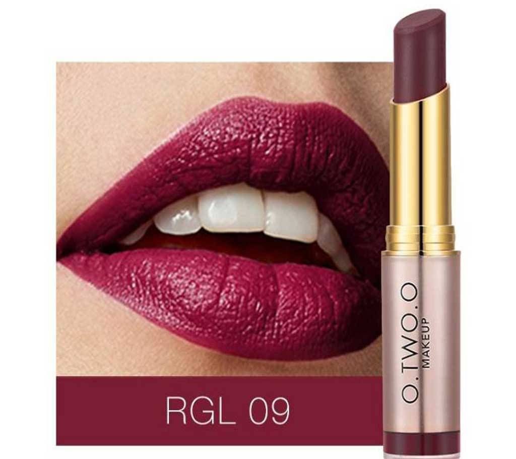 O.TWO.O Matte Lipstick Shade#9 - China