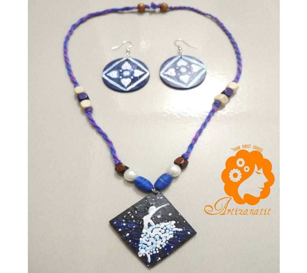 NILPORI Pendant with Earrings