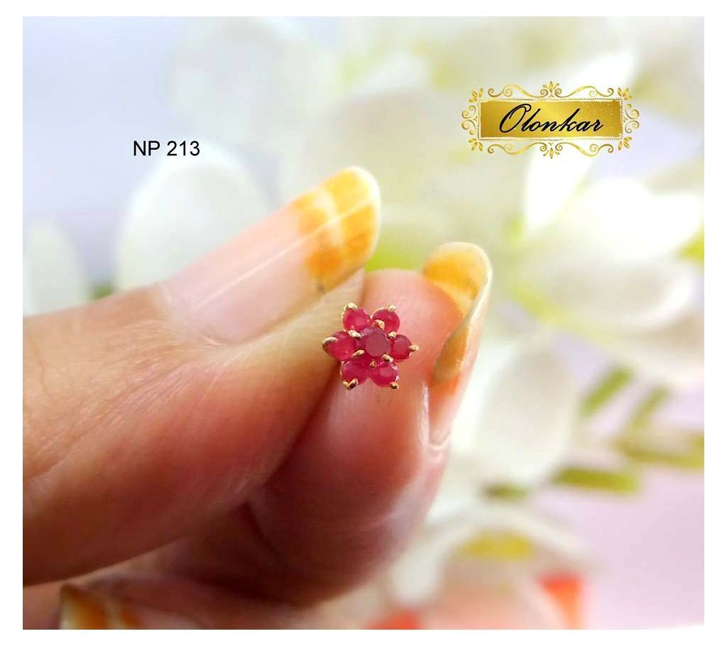 21K Red Stone Flower Shape Nose Pin