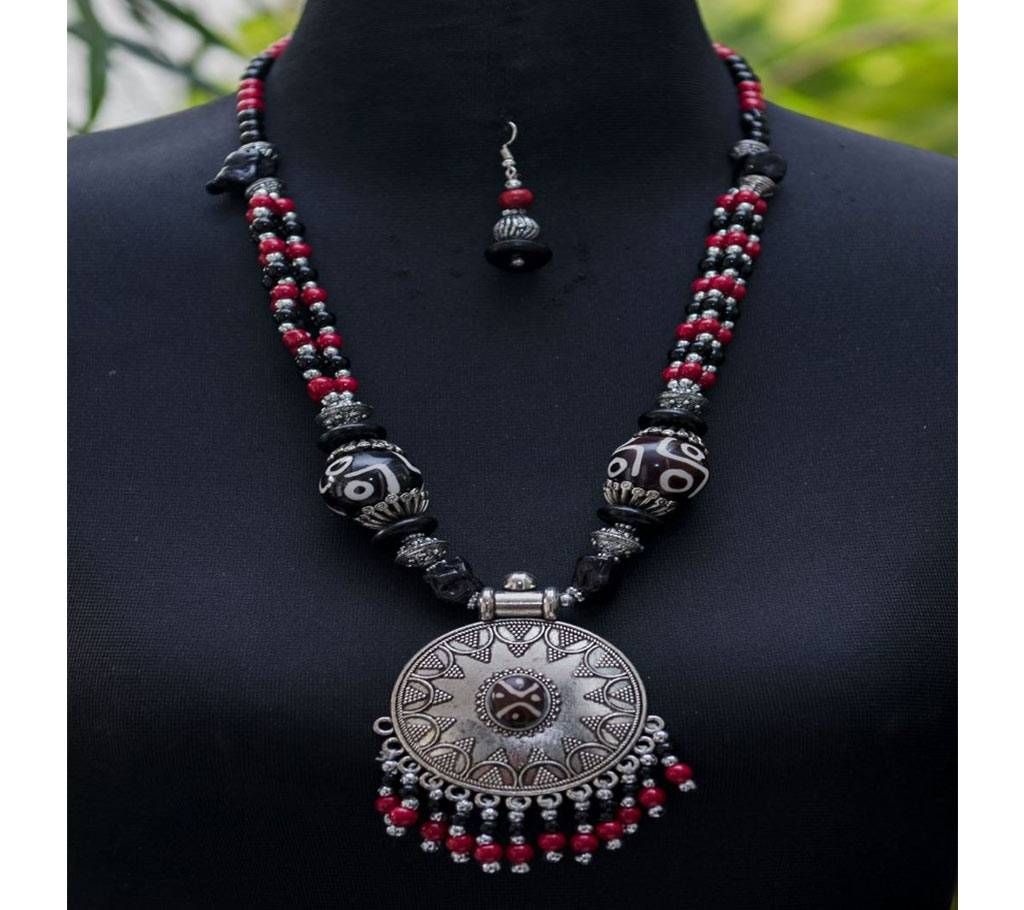 Gorgeous Silver Black White Stone Jhumka Type Red Black Stone Chain Necklace with Earring