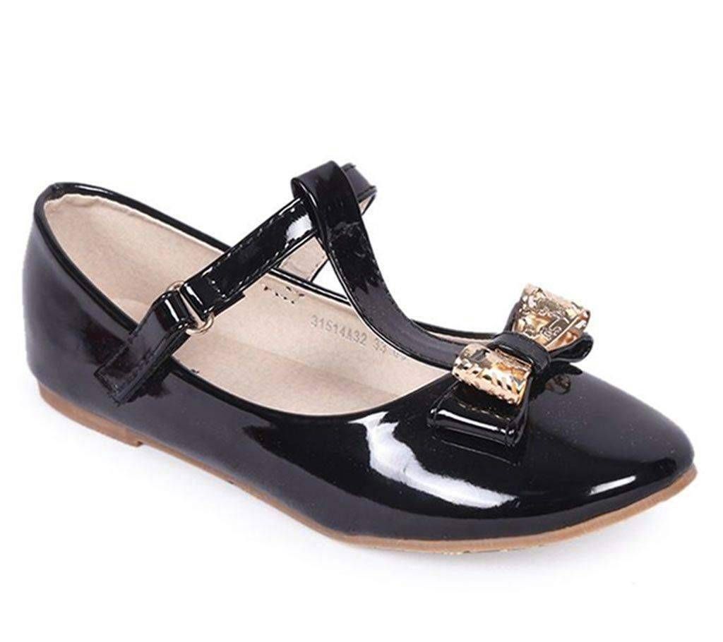 Twinkler Black Artificial Leather Girl's Sandal 