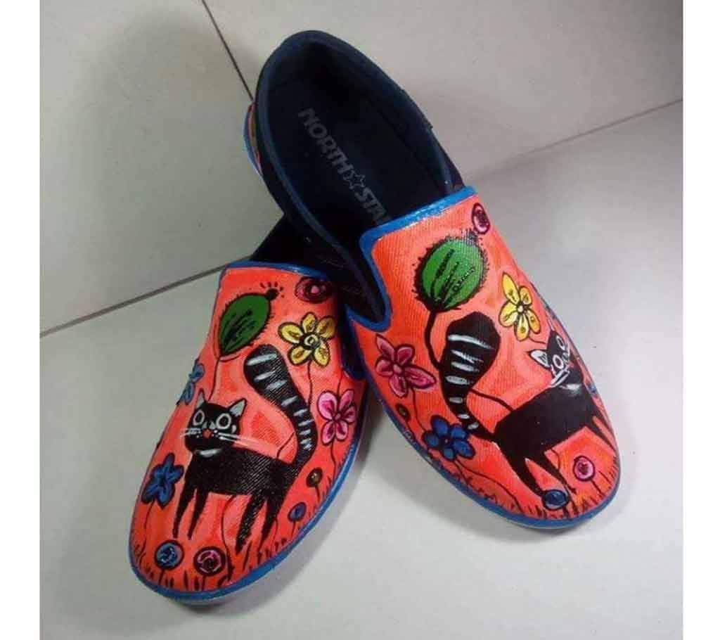 hand painted Ladies pumpy 
