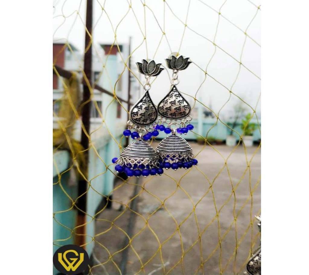 Lotus earring blue