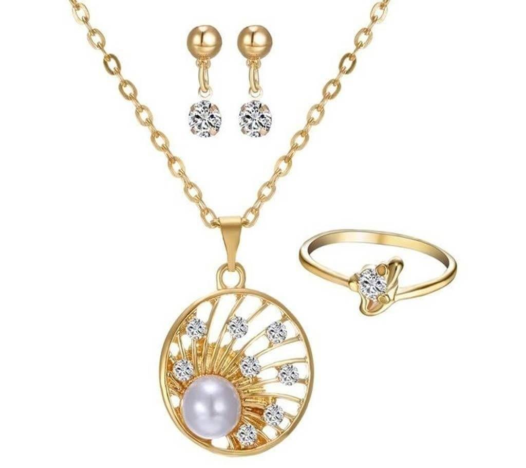 stimulated pearl pendant necklaces, ring and Earrings