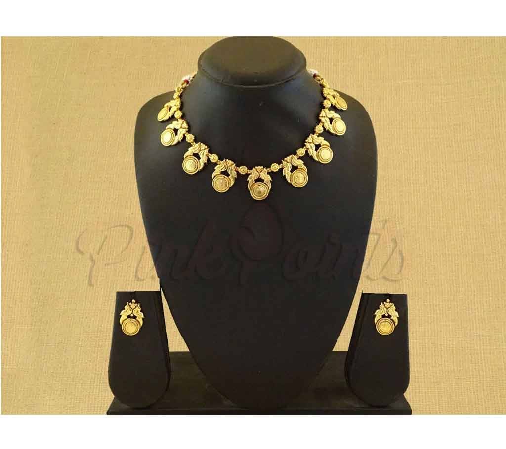 SOUTH INDIAN TEMPLE JEWELLERY LAXMI COIN NECKLACE SET (by Pink Point - CN-155-65)