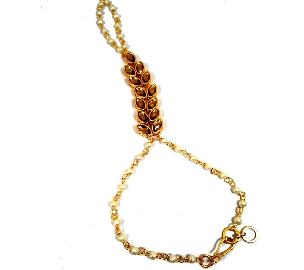 BREASLET