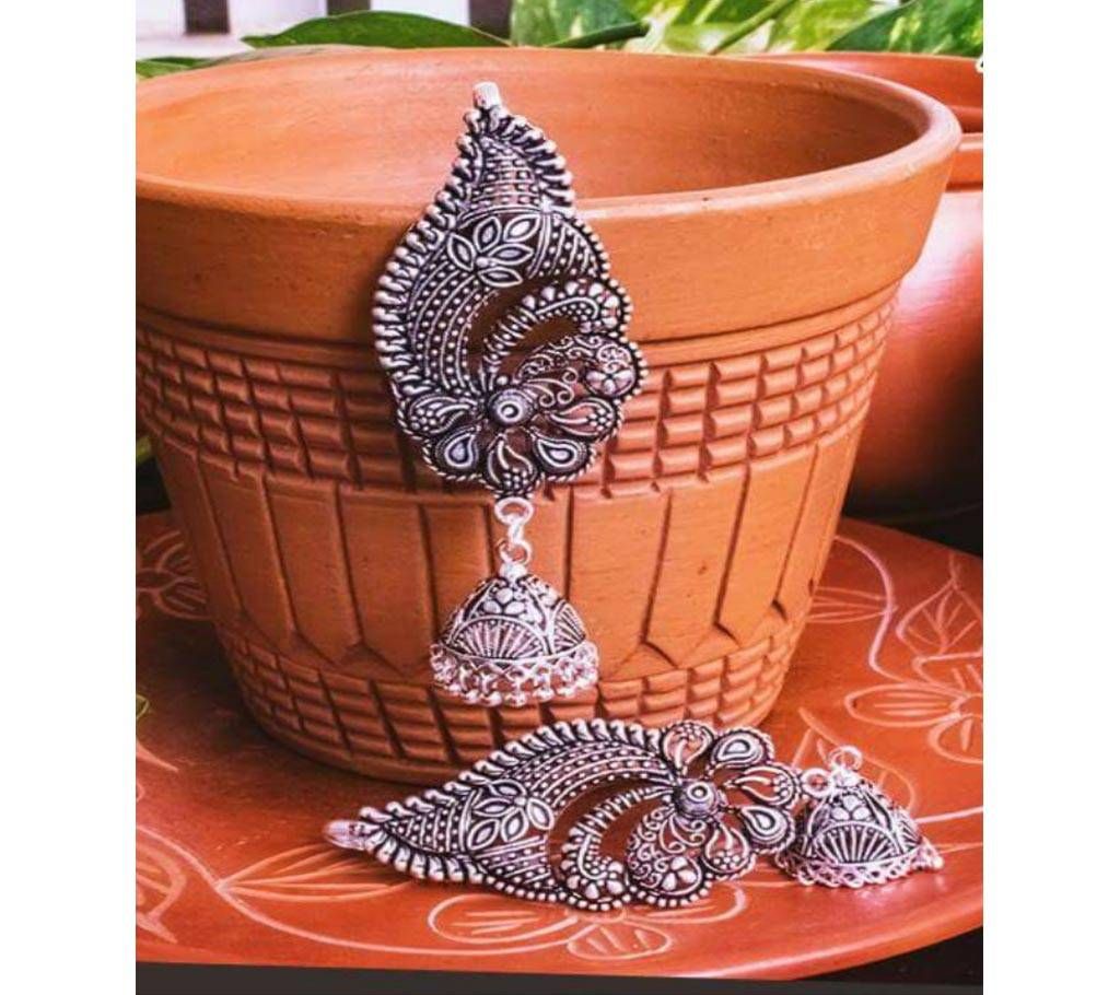 German silver metal ear ring 