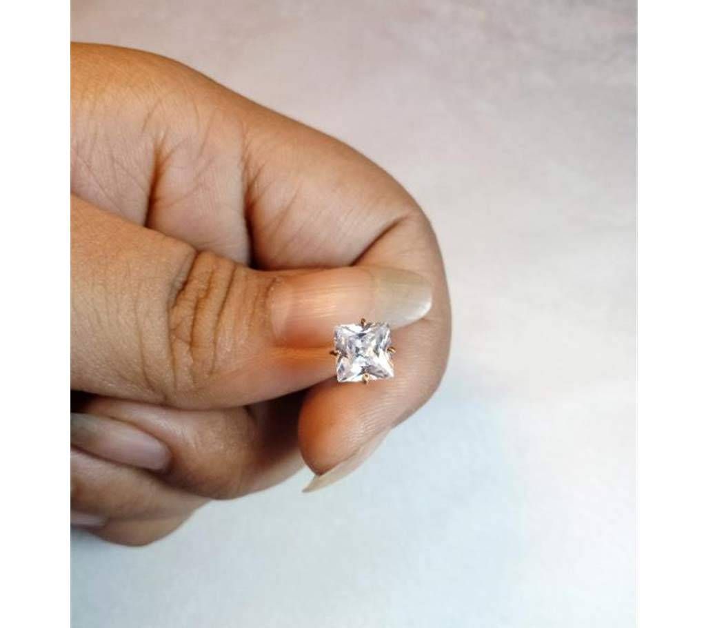 18k Gold Square Zircone Stone Nosepin