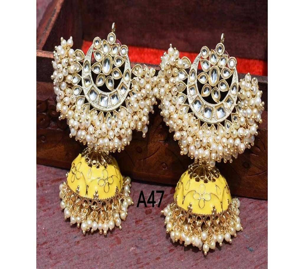  Earrings With Antique Design