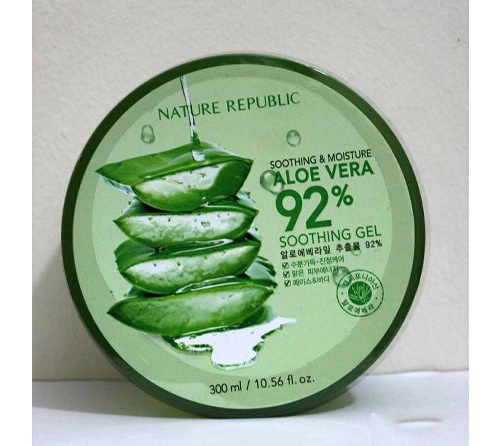 Nature Republic, Soothing & Moisture Aloe Vera 92%