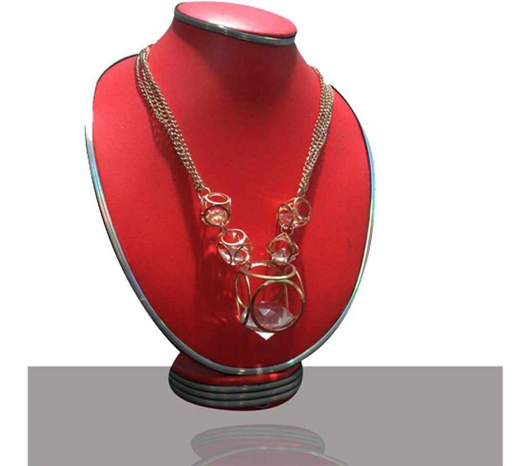 White Stone setting Pendant