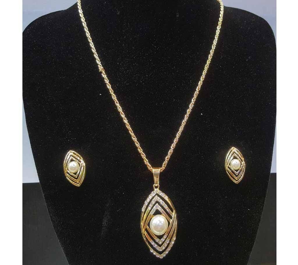 Stone Setting Pendent set