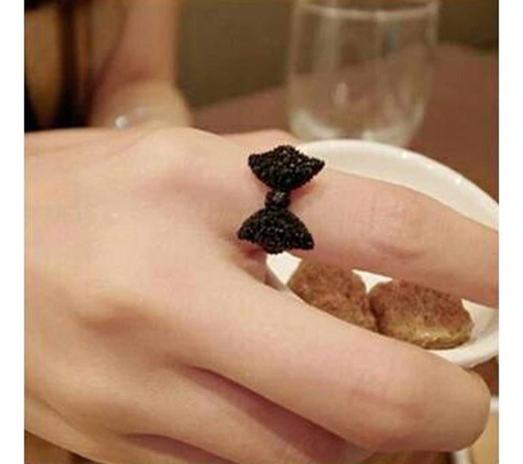Brow finger ring