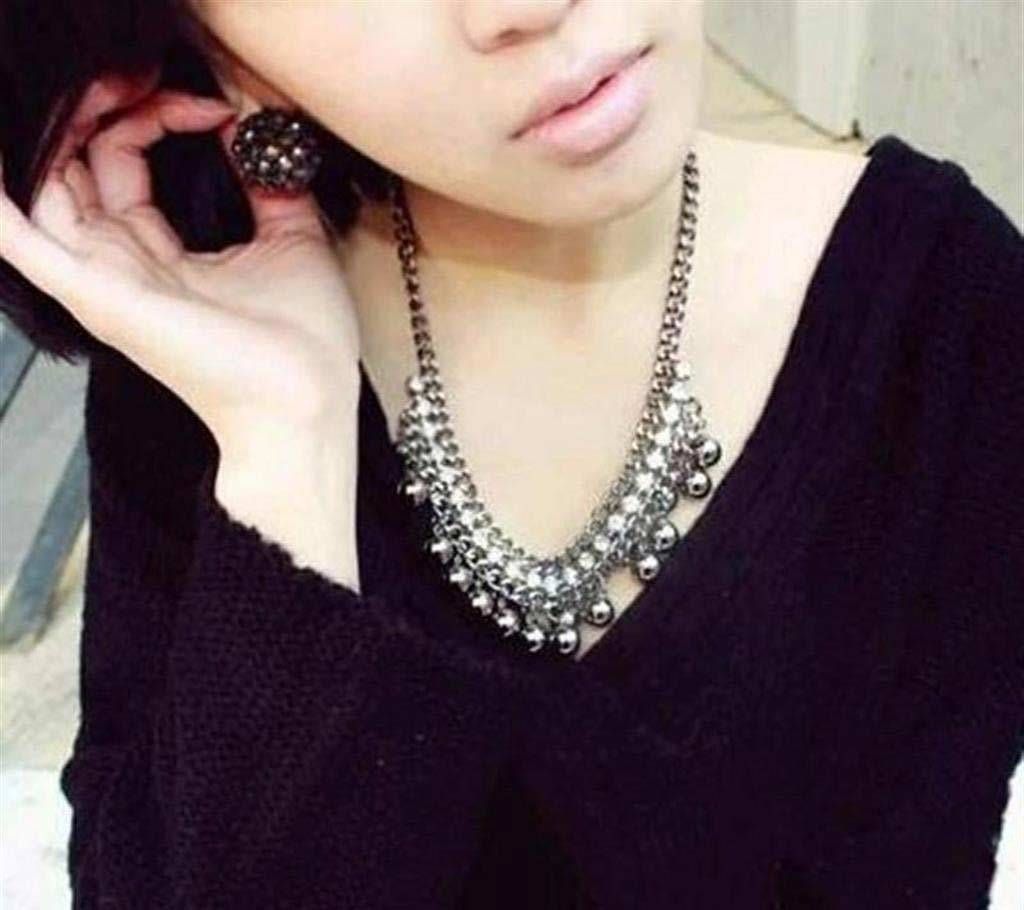 Ladies vintage necklace