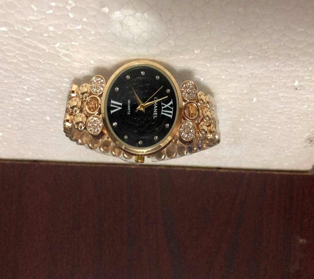 CHANEL Ladies Golden Chain Wrist Watch (Copy)