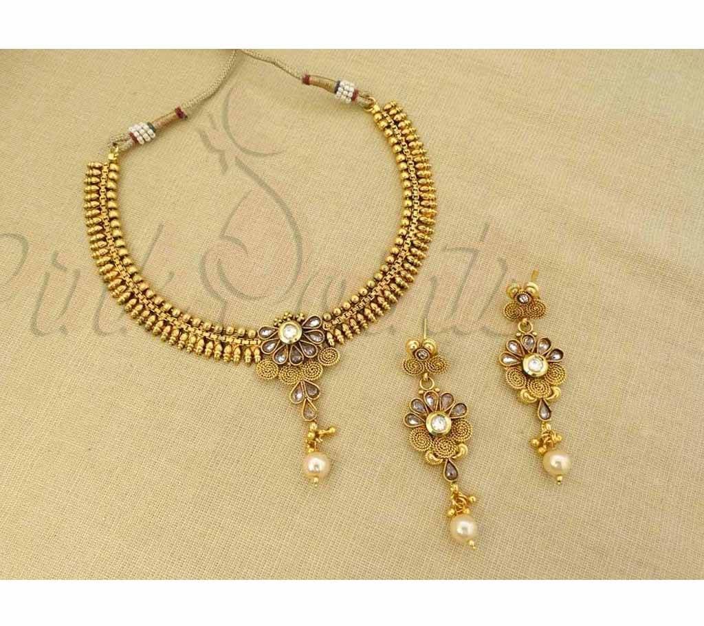 SPIRAL HALF FLOWER TRADITIONAL ANTIQUE NECKLACE SET (by Pink Point - NS-1638-93)