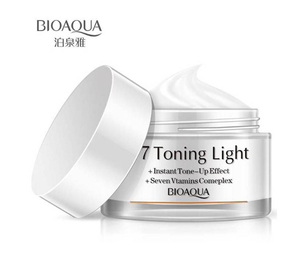 BIOAQUA V7 Toning Light Cream