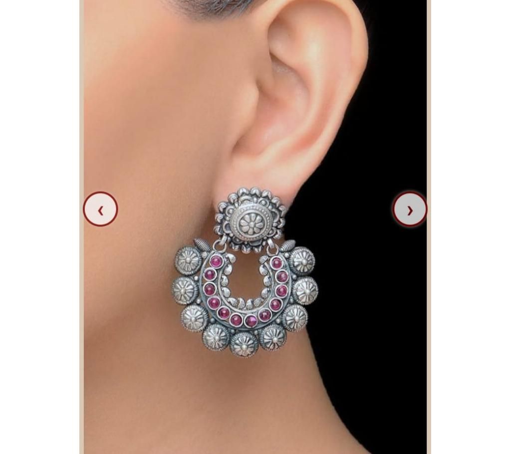 new model ear ring