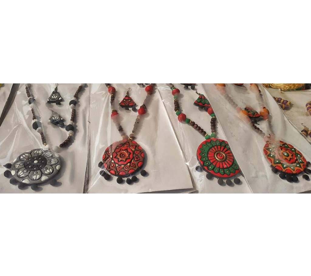 Muds Ornaments-Random Color-1 Set