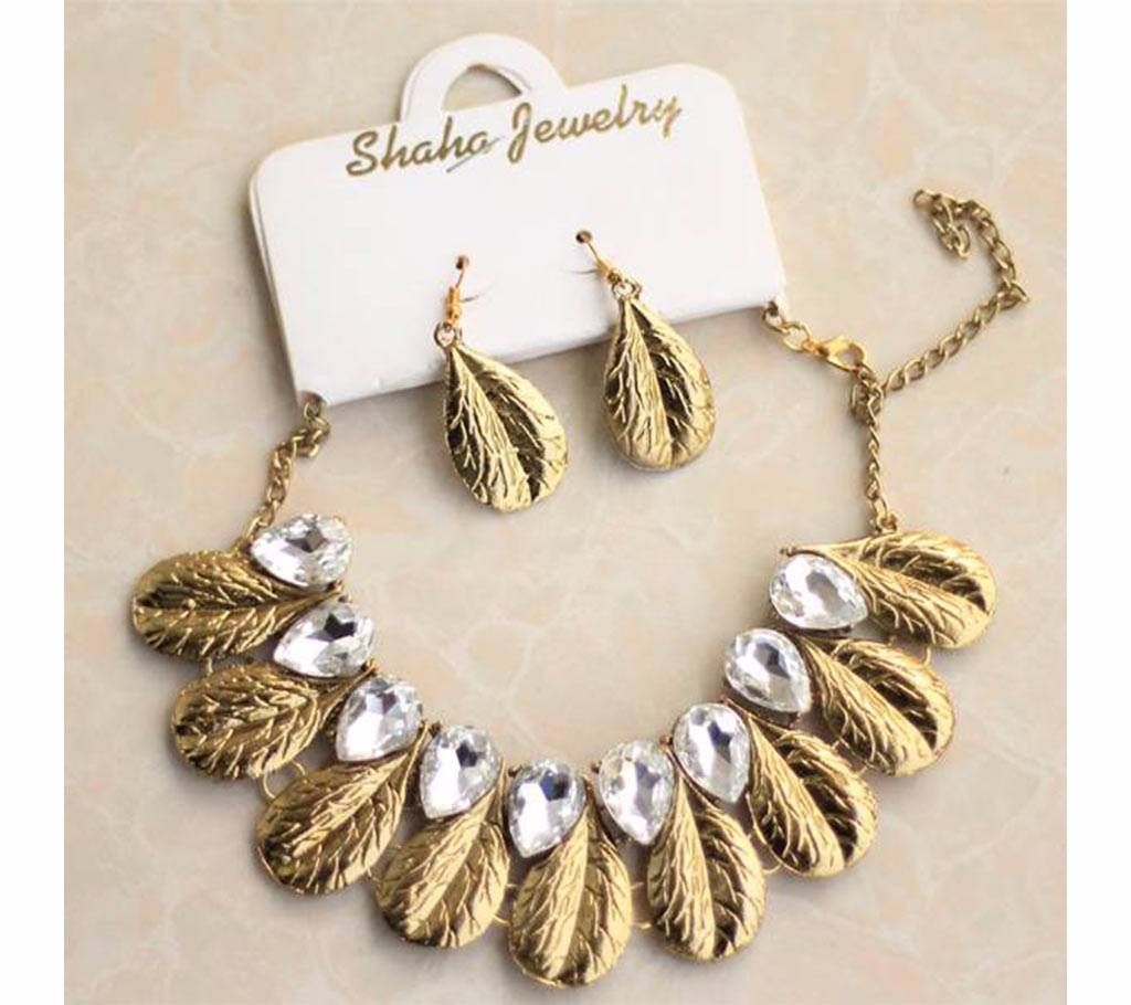 Stone Setting Antique Necklace Set
