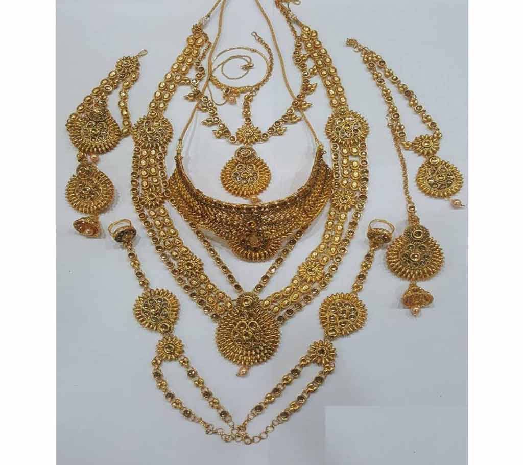 IMITATION GOLD JEWELLERY SET