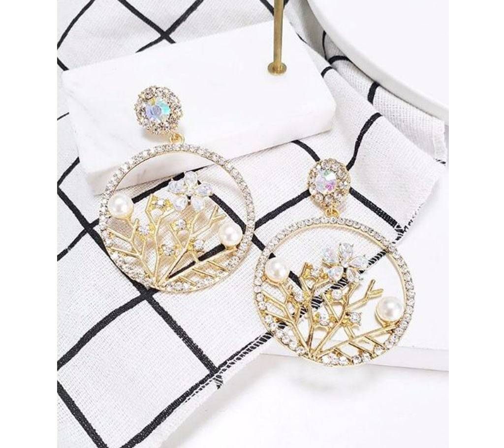 Rhinestone Round Hollow Zinc Alloy Plum Flower Drop Earrings