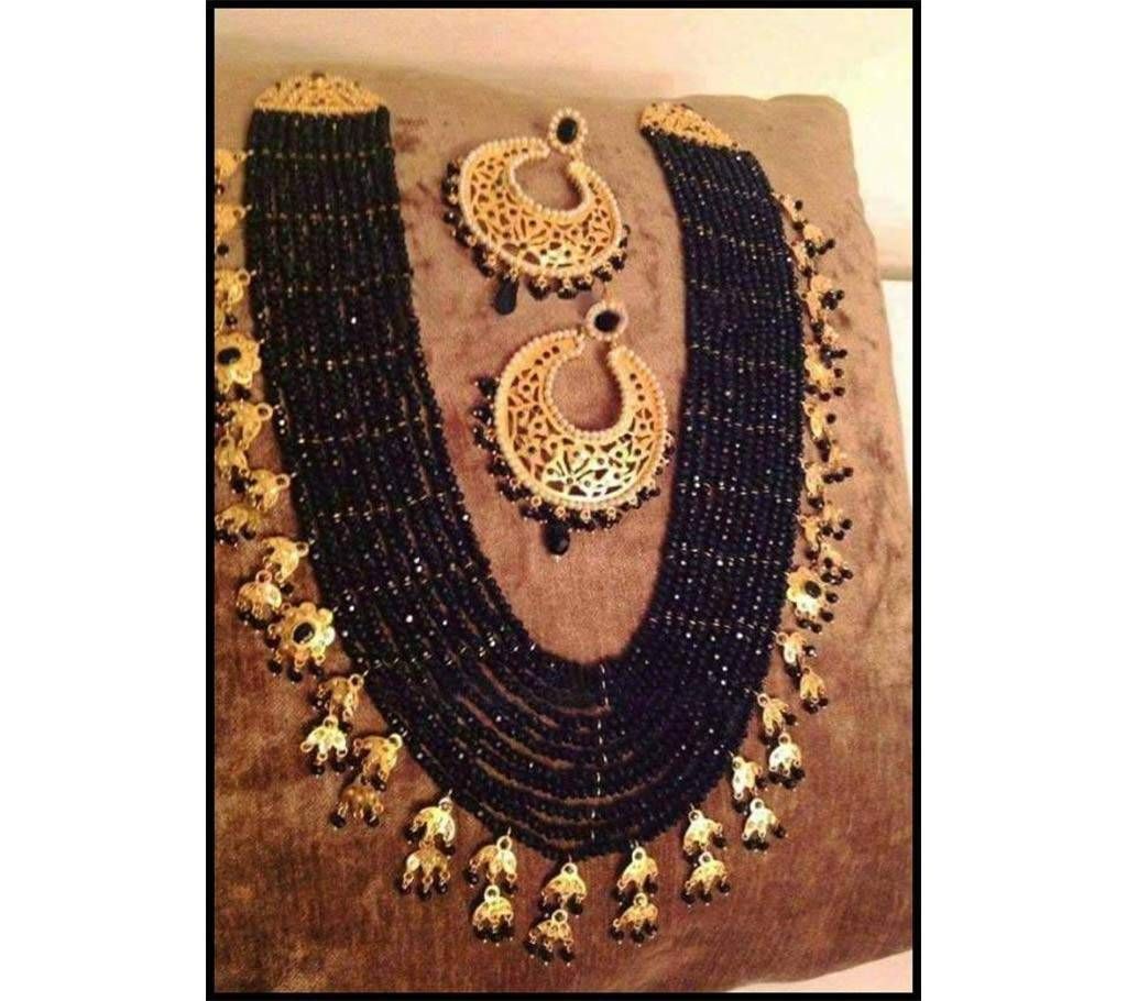 Gold plated black necklace with ear ring 