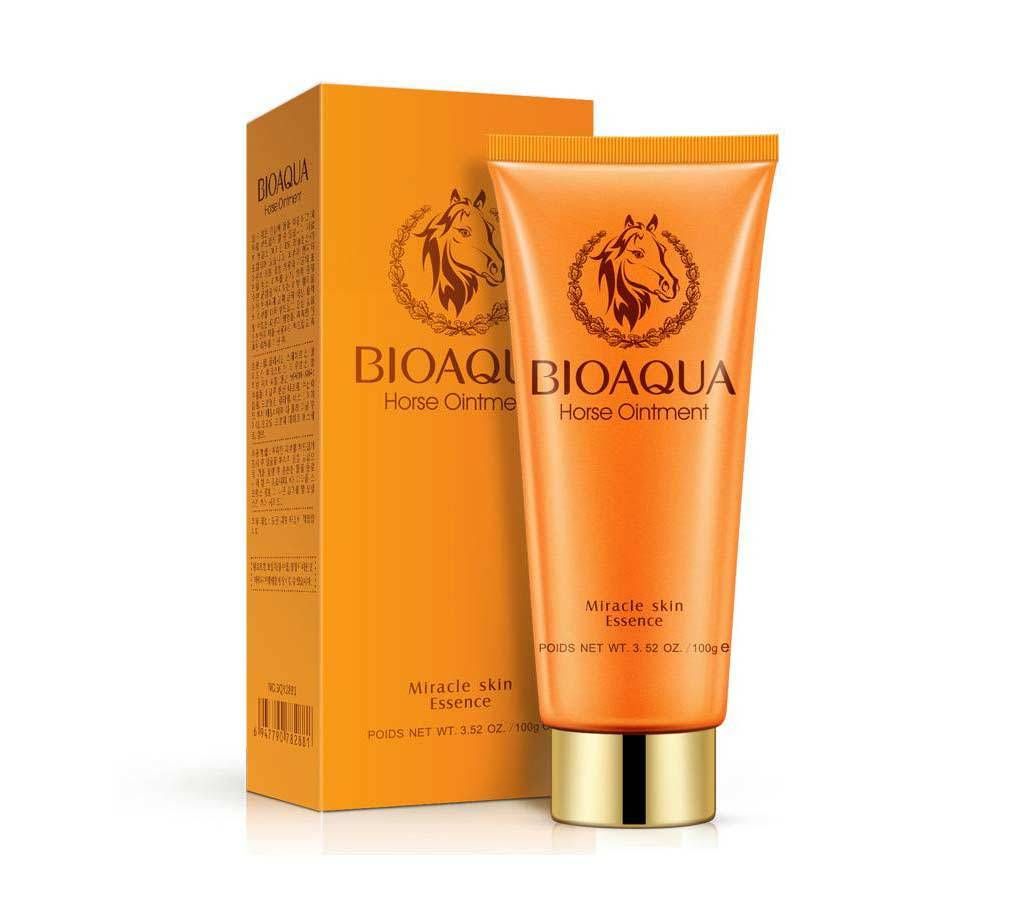 BIOAQUA Horse Ointment Miracle Skin Essence Cleanser 100ml China