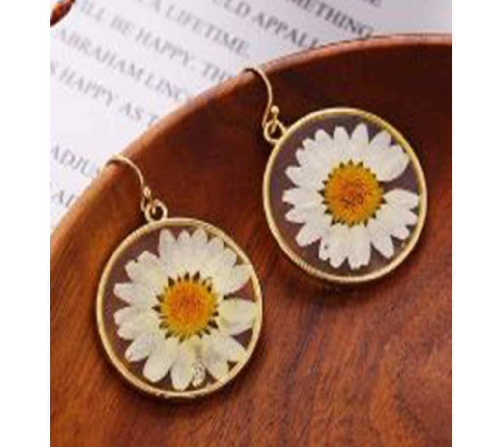 Ethnic  Chrysanthemum Air-dried Flowers Circle Dangle Earrings