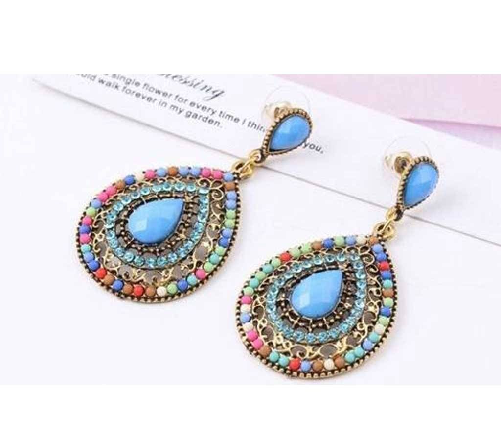 Fashionable earrings