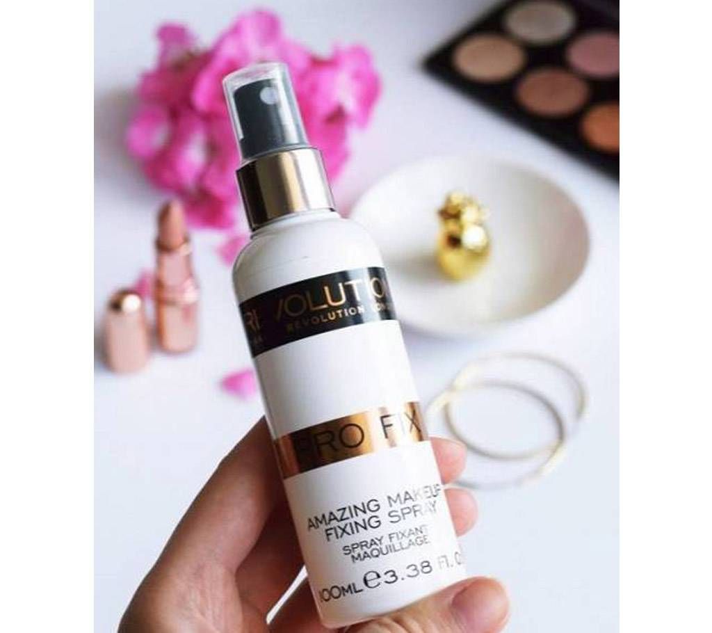 REVOLUTION MAKE UP FIXER (UK)