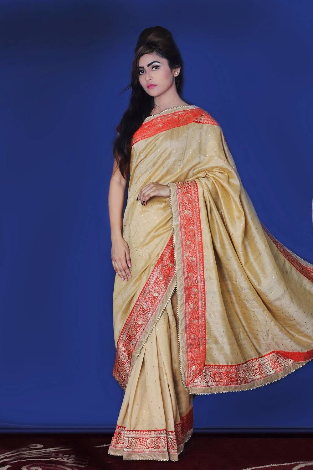 Dhupiyan Silk Sharee With Blouse Piece