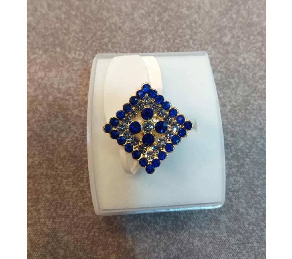 finger ring blue
