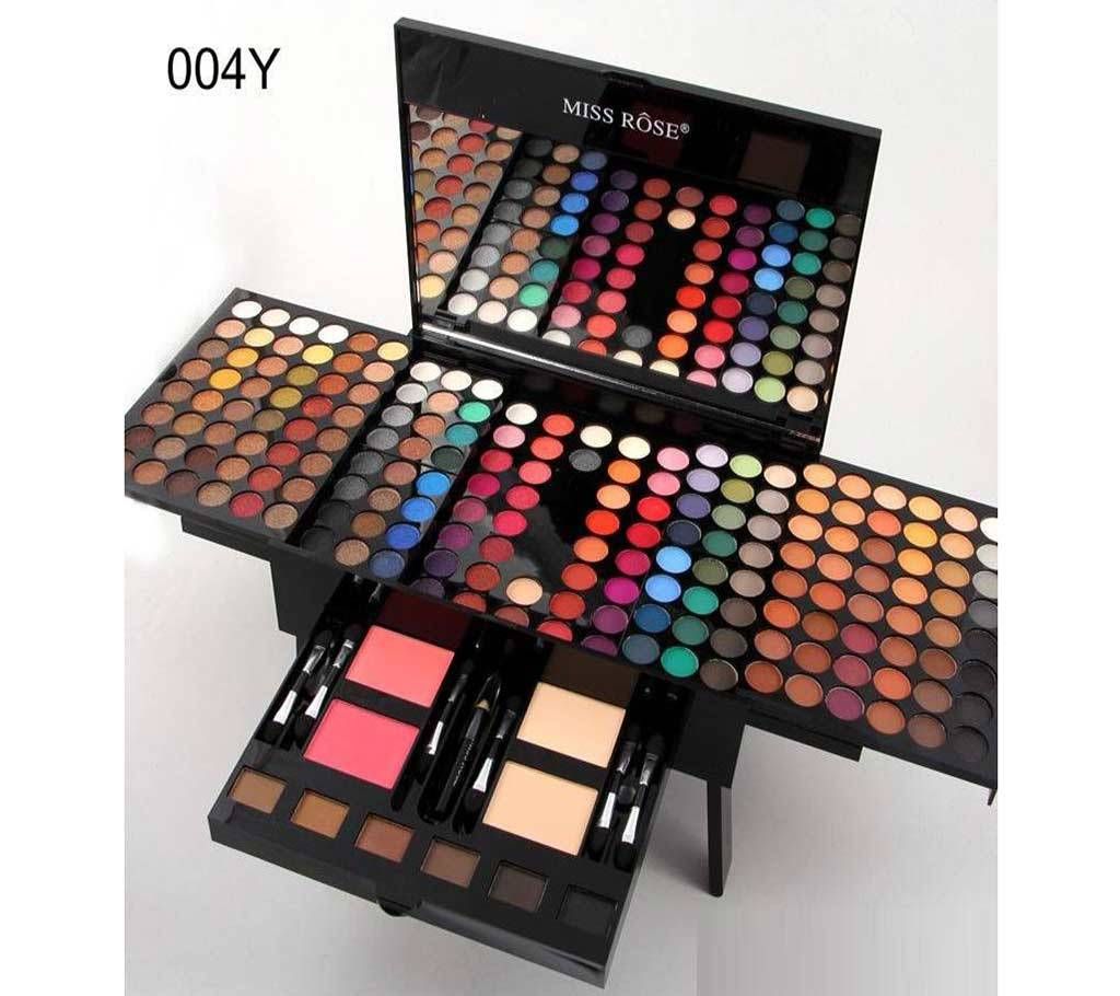 Miss Rose Make Up Kit - USA