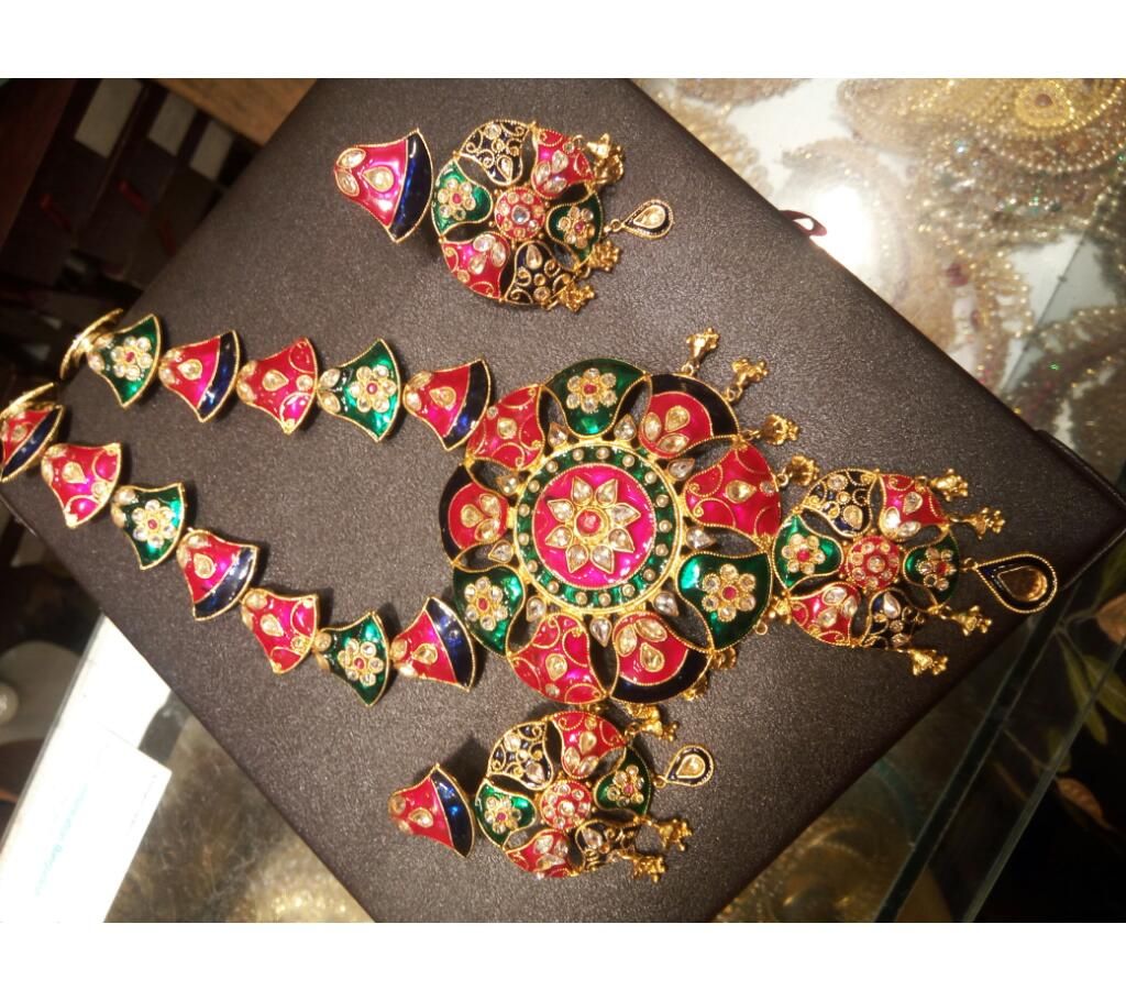 Gold platted jewellery box