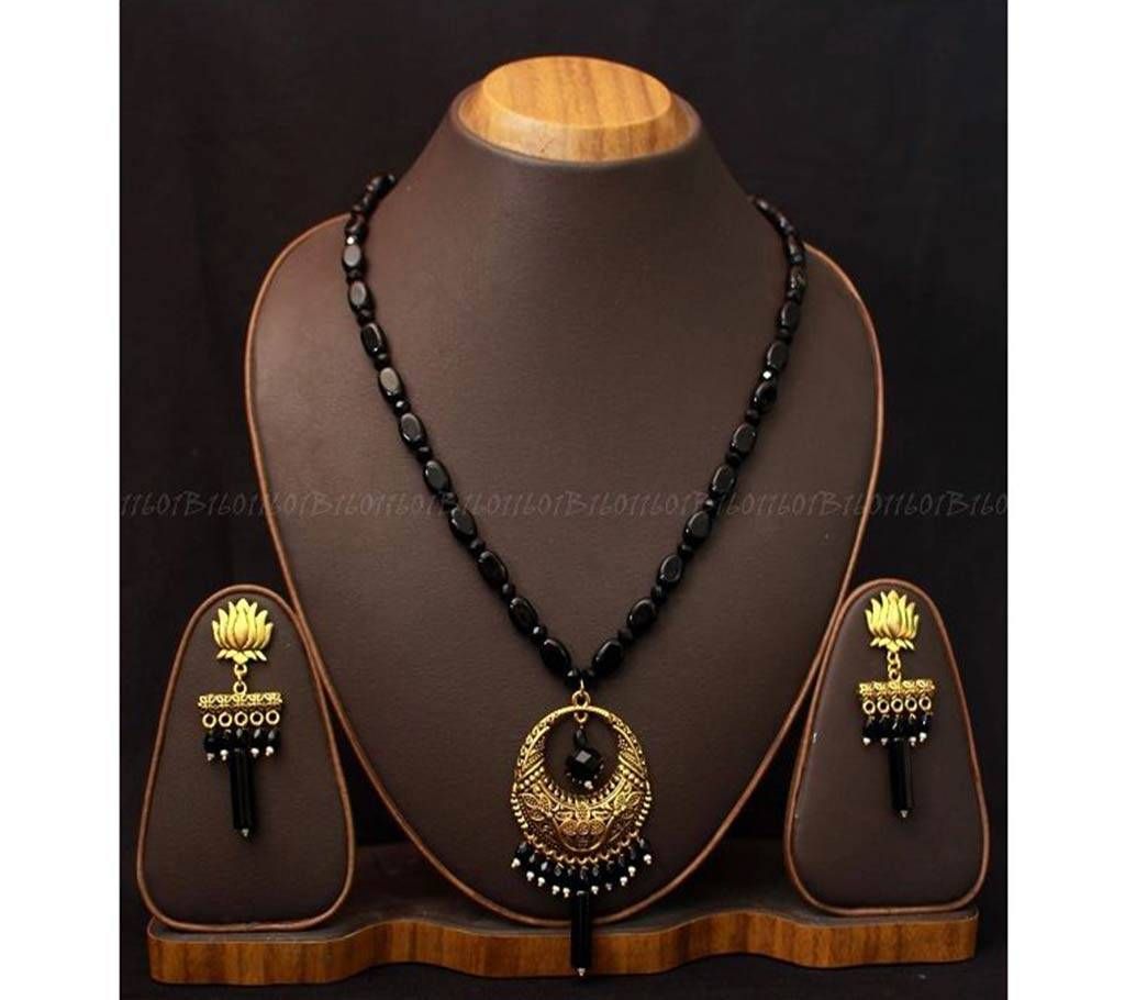 Gold Plated Locket Pendant Necklace  CH 20