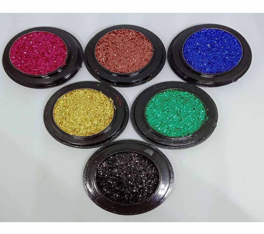 4 Shimmering Eye Shadow Makeup - P.R.C