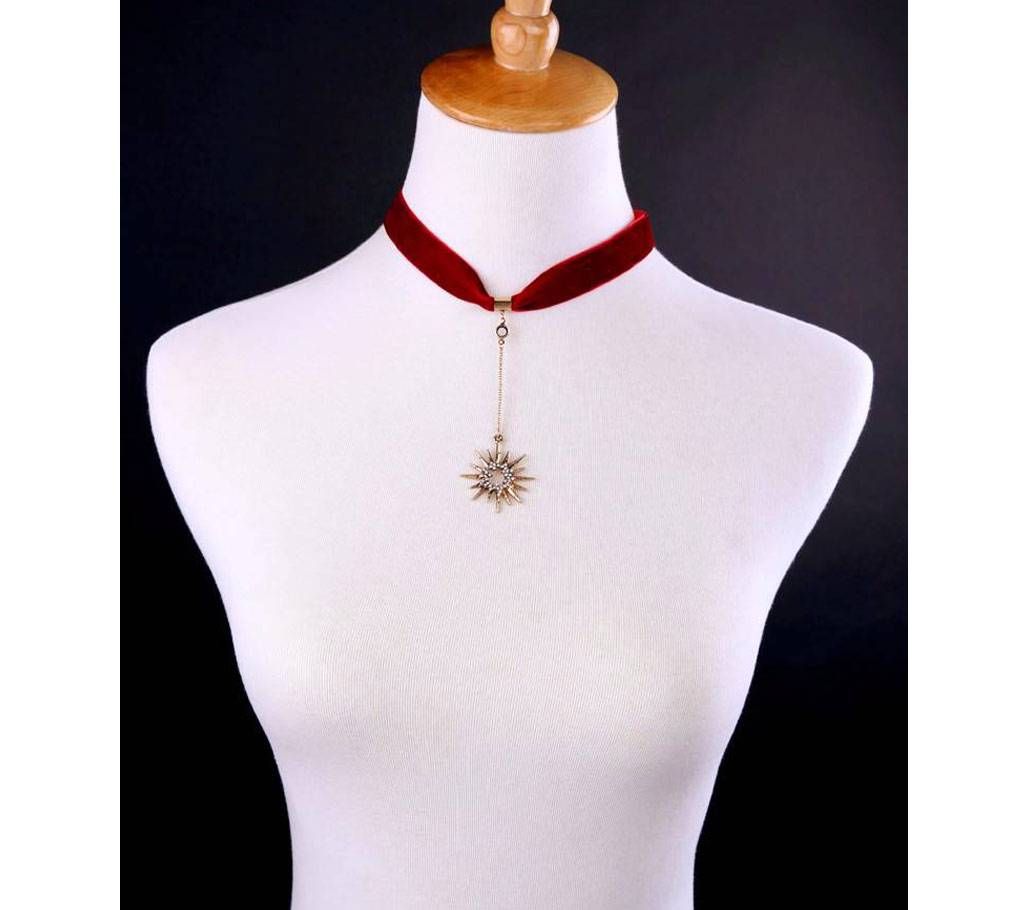 Star pendant ribbon choker necklace
