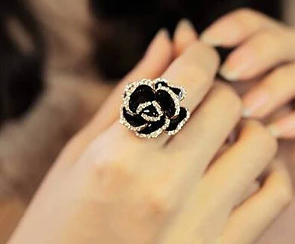 Black Rose Ring 