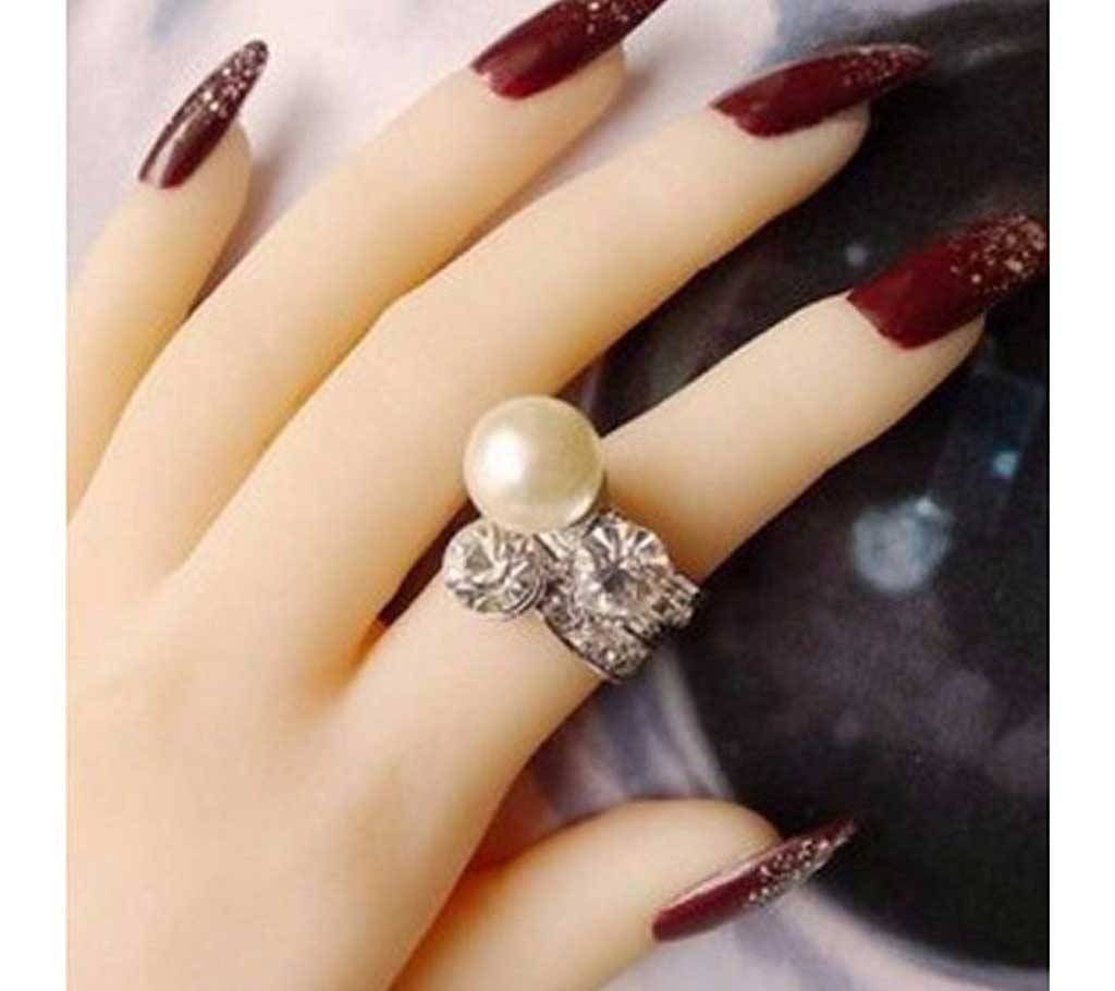 Artificial pearl And Stone setting Finger Ring