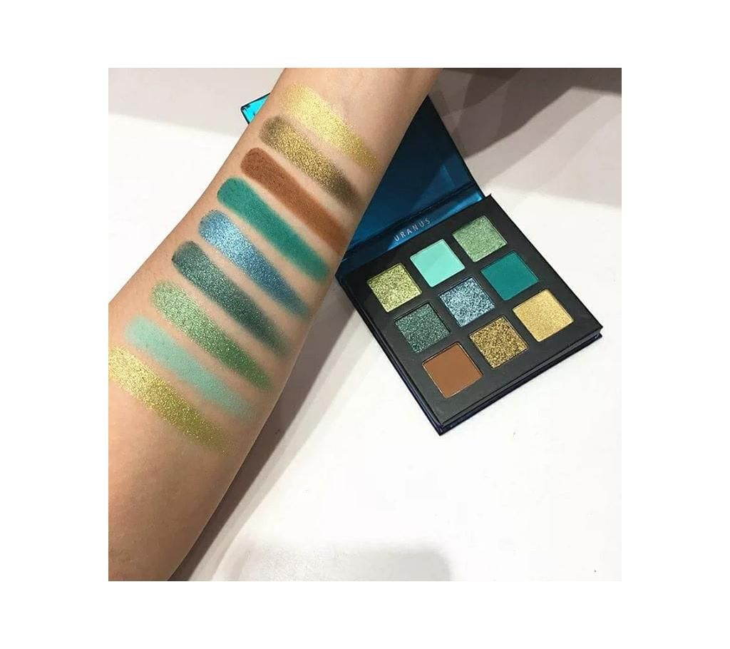 Huda Beauty Eye Shadow Pallet