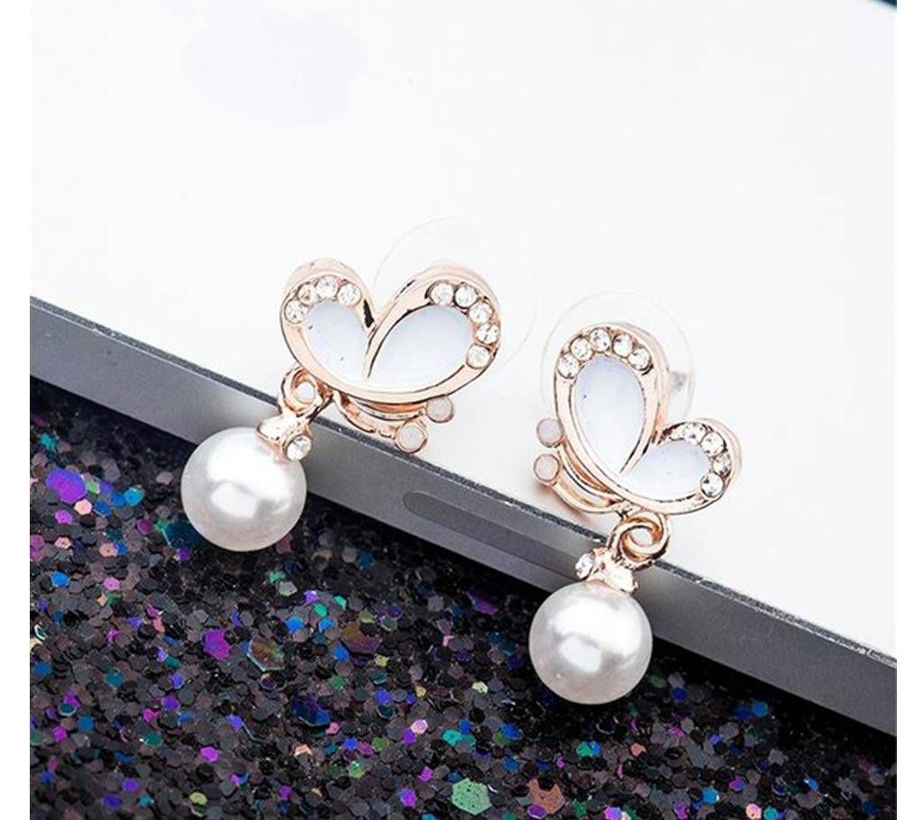 Chia Fashion High quality Butterfly Stud earrings (by Pink Point - CHIA51)