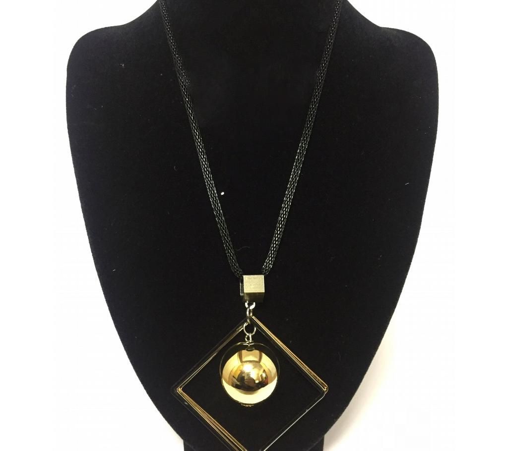 Fashionable Long Pendant