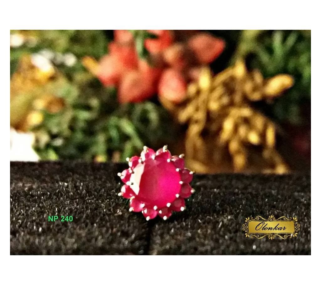 18K Thirteen Stone Nose pin