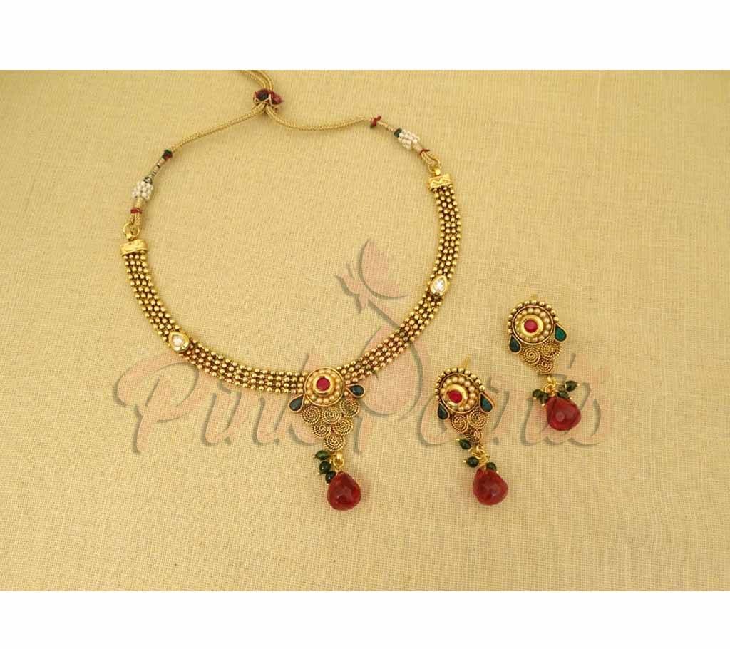CHAKRI TRIANGULAR BASE ANTIQUE NECKLACE SET (by Pink Point - NS-1656-84)