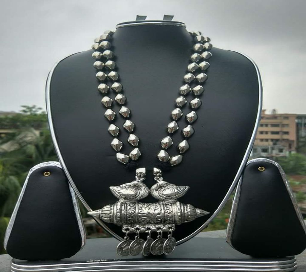 two layer silver neck less