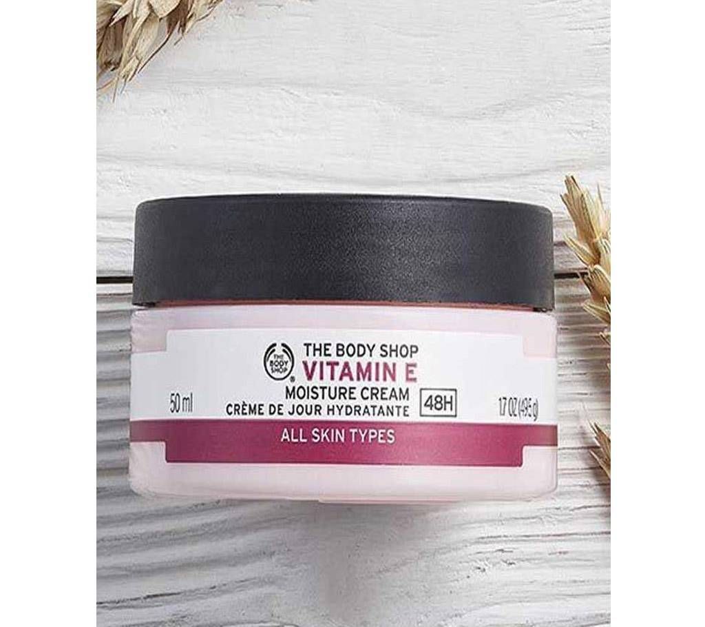 THE BODY SHOP Vitamin E Moisturizer Cream 