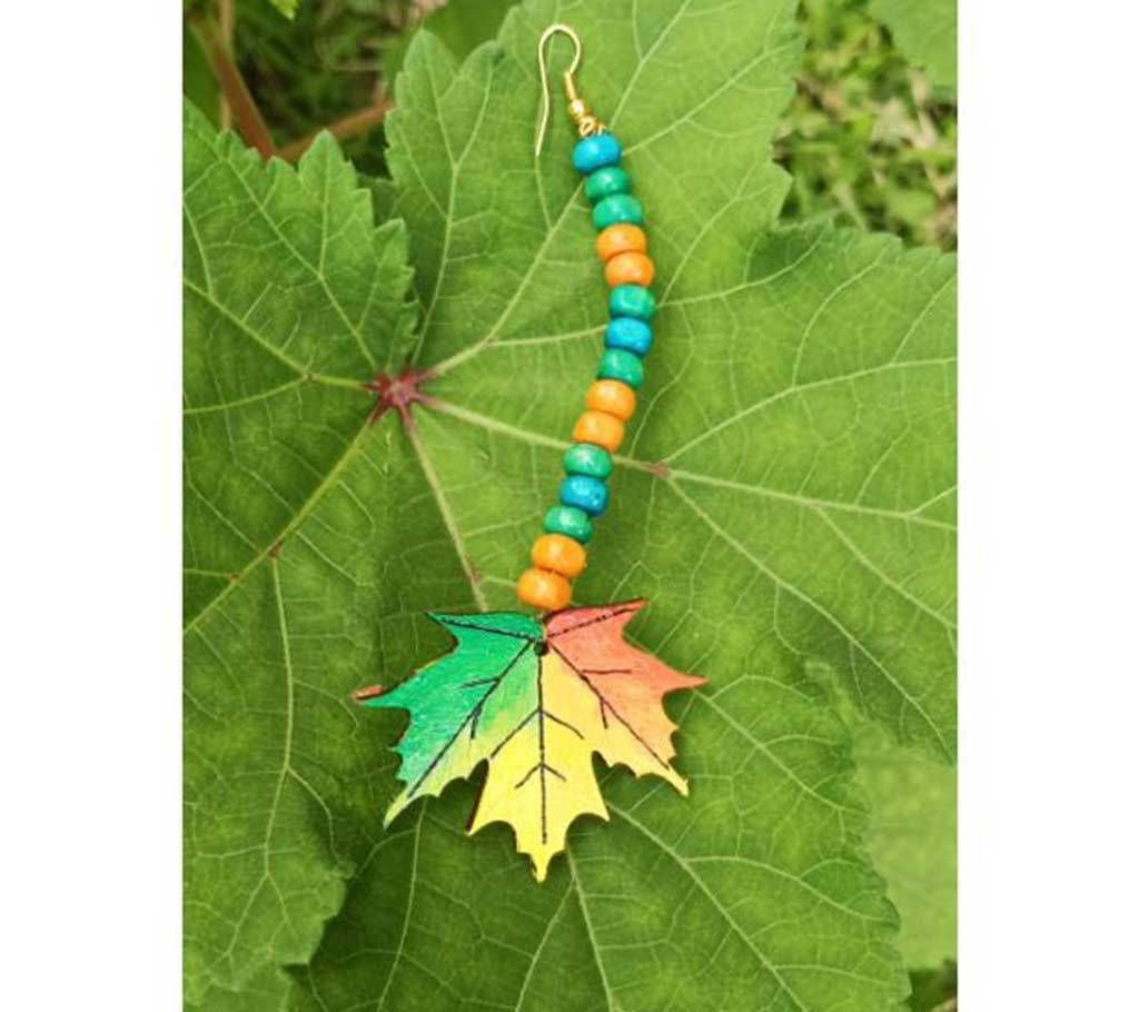 Maple Leaf Tikli